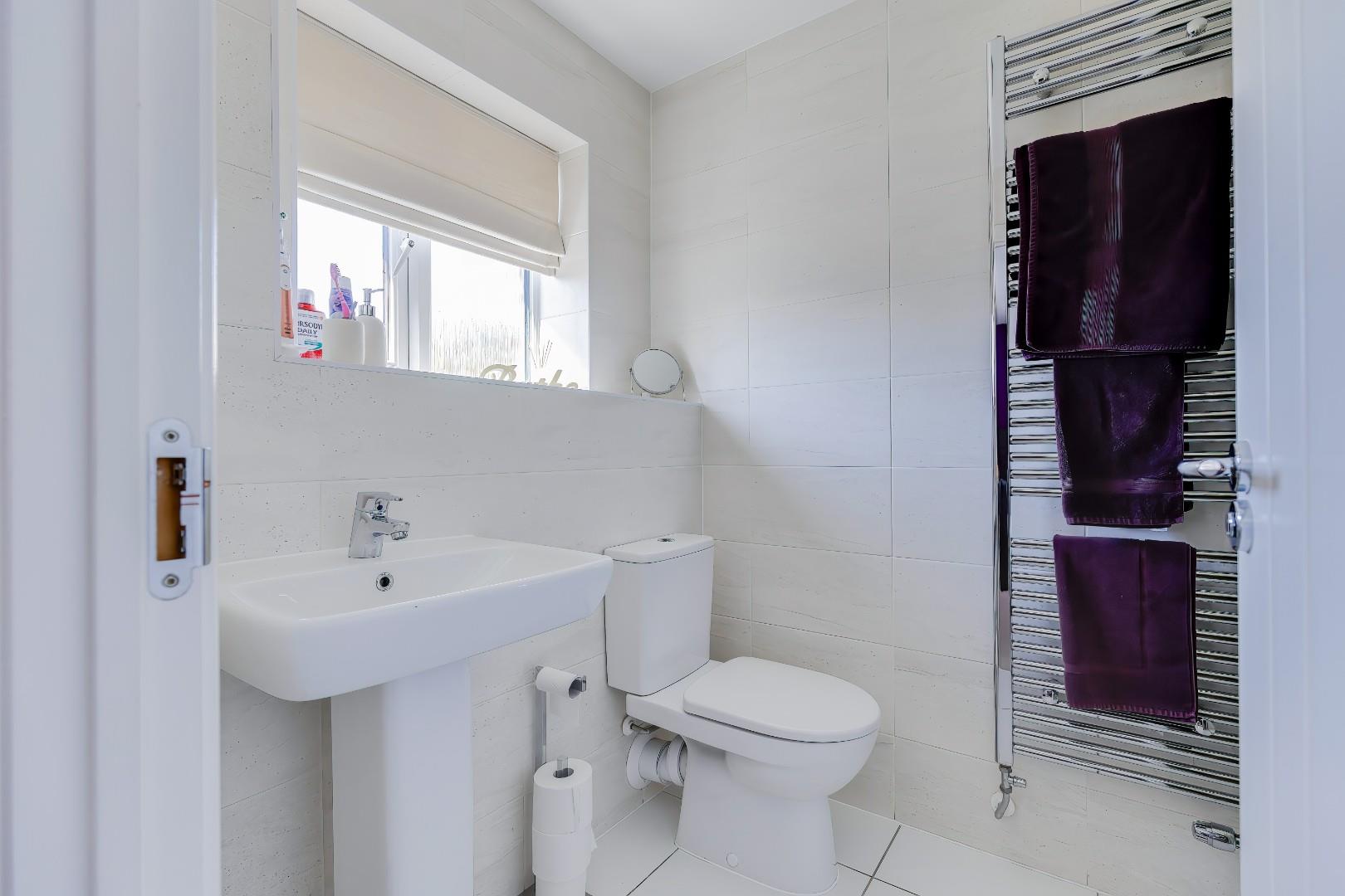 38 Melrose Walk, Sully, CF64 5WD